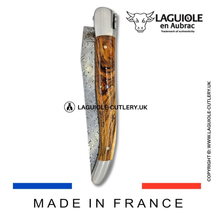 laguiole pocket knife double plates in pistachio wood with damascus blade