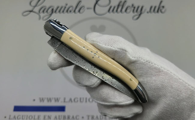 laguiole pocket knife double plates in mammoth ivory with damascus blade